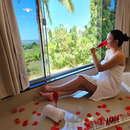 Chacara Vive La Vie Ponte Alta Hotel Gama  ภายนอก รูปภาพ